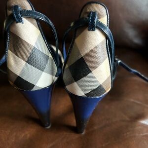 Burberry Marble Royal blue Sandals!
